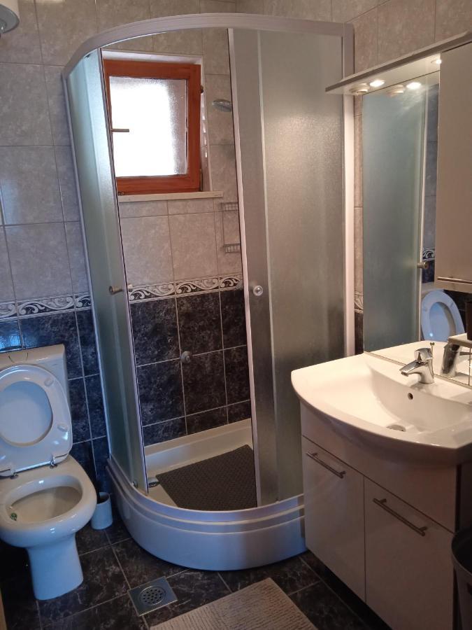 Račišće Apartments Aferdita מראה חיצוני תמונה