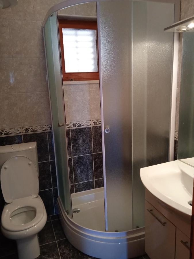 Račišće Apartments Aferdita מראה חיצוני תמונה