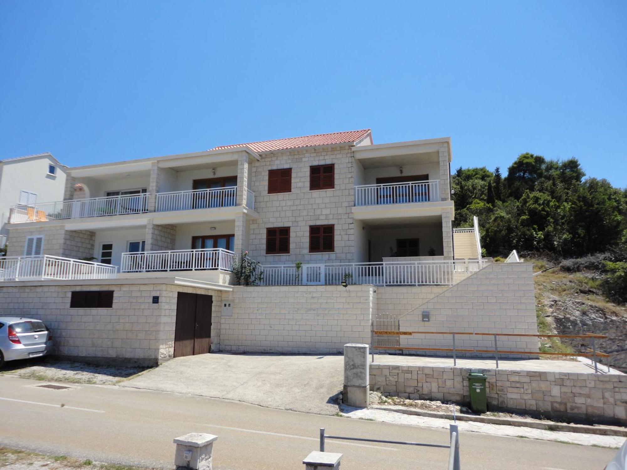 Račišće Apartments Aferdita מראה חיצוני תמונה